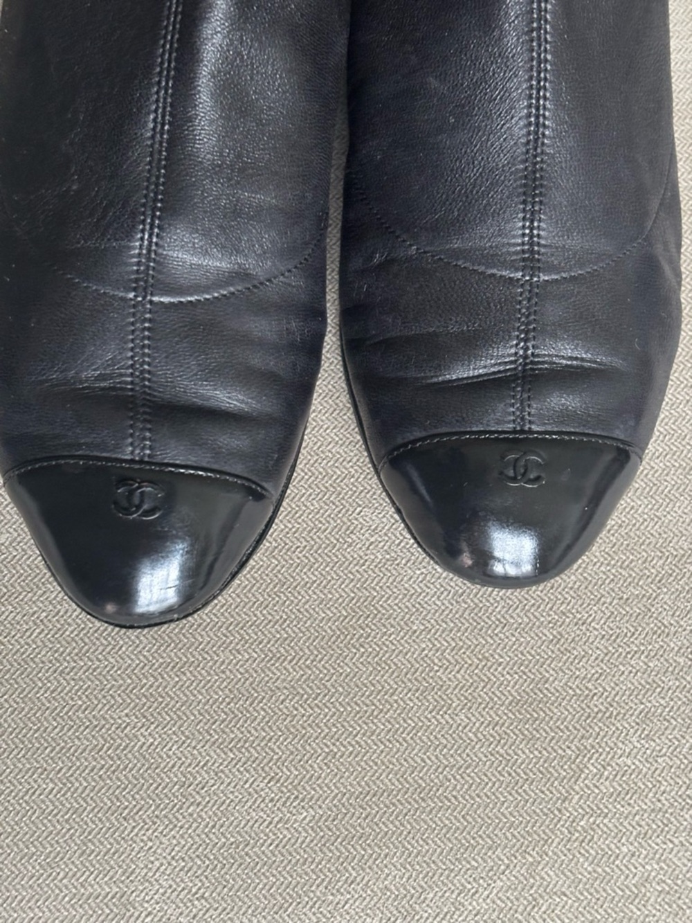 CHANEL Black Leather Riding Boots/Flats with Patent Cap Toe - Picture 5 of 7
